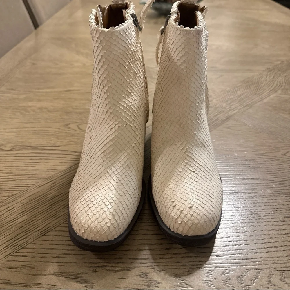 Franco Sarto franco sarto